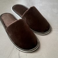 коричневый